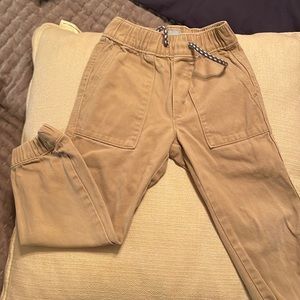 Gap boys chino joggers 4y